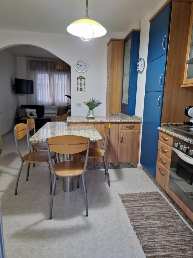 Apartament Raxobrisamar